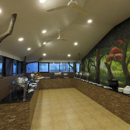 Tea Castle Munnar Hotel Bagian luar foto